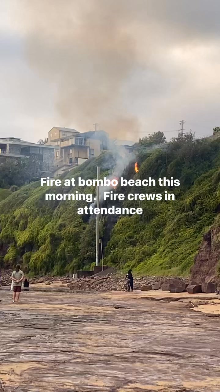 Early morning fire at Bombo Beach. Residents nearby alerted fire and ...