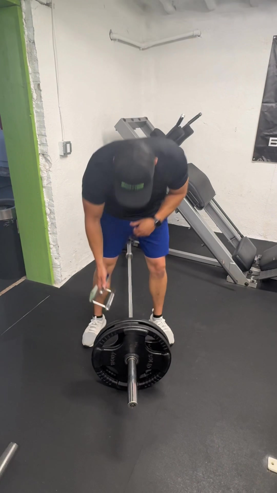 Muscle Farm machine introductions: Pivot Arm Bent Over Rows | Mudson ...