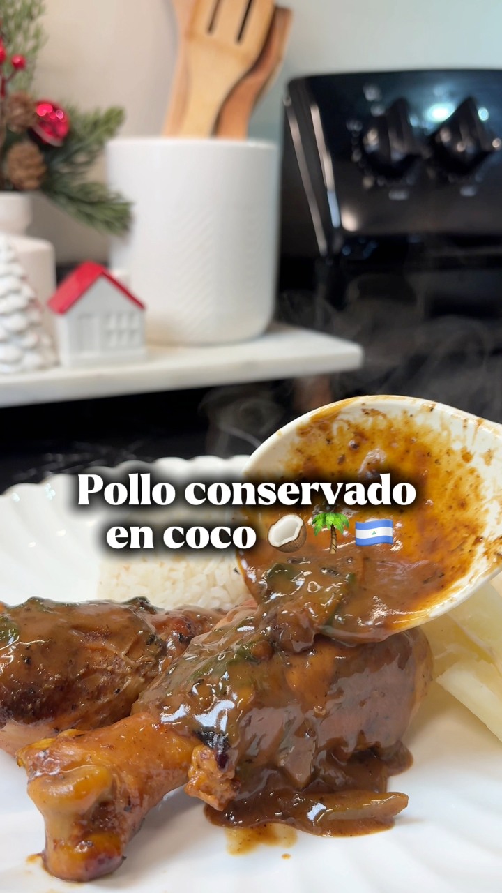 Pollo conservado en coco 🌴🥥🇳🇮mi amiga de la costa me enseñó esta receta ...