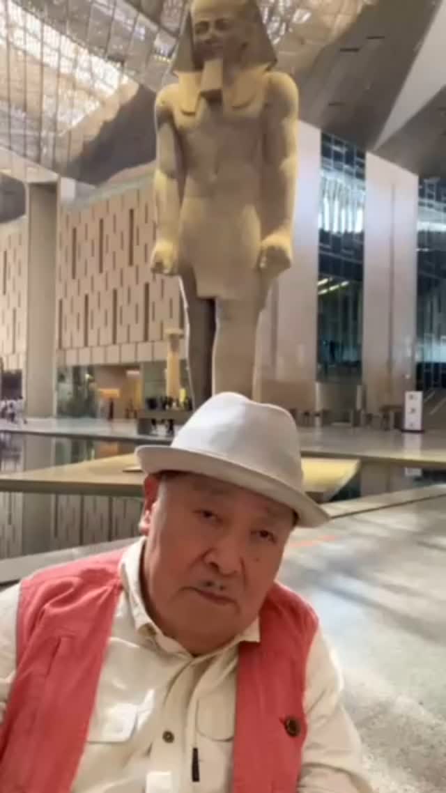 皆さん、「ラムセス大王展」いらっしゃいましたか？ 見て下さい