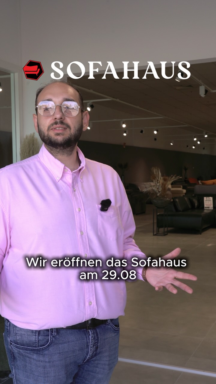 Diese Eröffnung willst du nicht verpassen! 🚨, Am 29.08.2026 ist es endlich so weit: SOFAHAUS eröffnet! 🛋️🔥, Und das wird selbstverständlich gebührend gefeiert:, 🍦 GRATIS EIS UND GETRÄNKE, 🎙️ ANTENNE