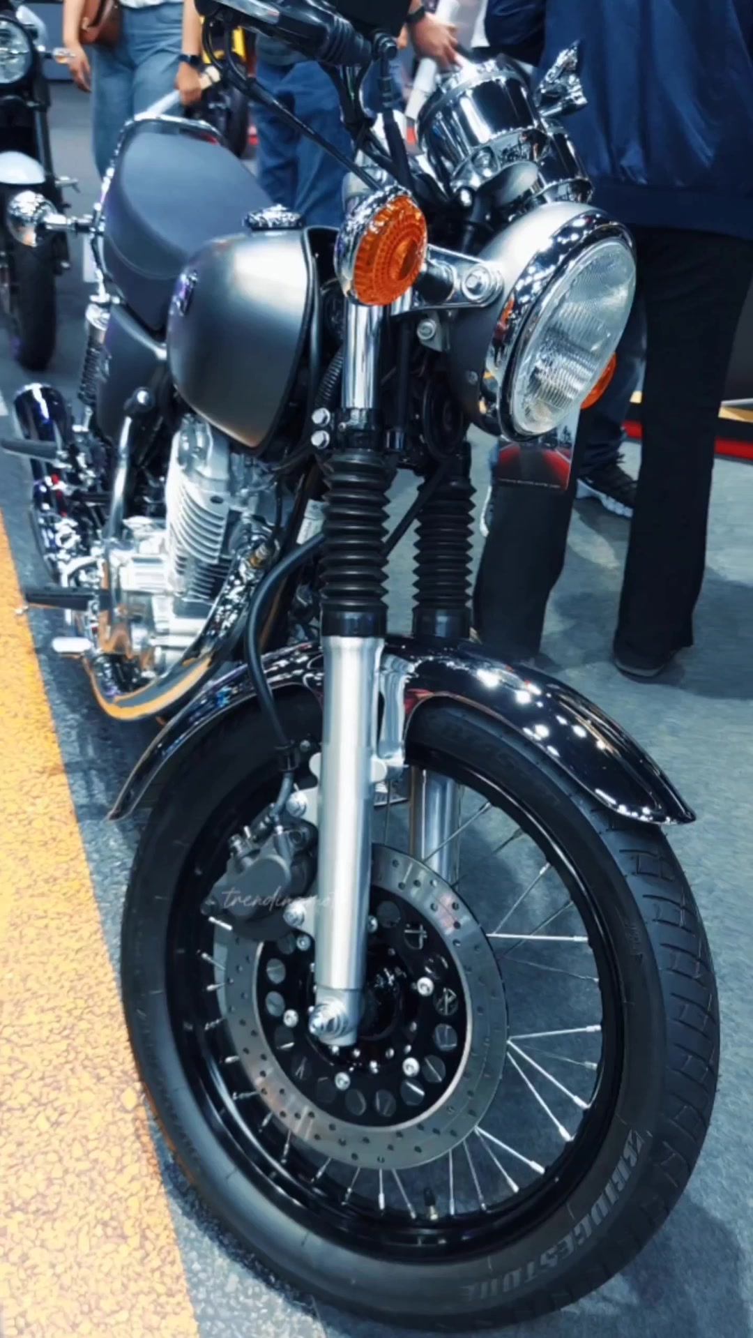 Kickstart the Legend | Yamaha SR400 Classic🇯🇵🇯🇵🇯🇵 | Moto Buzz