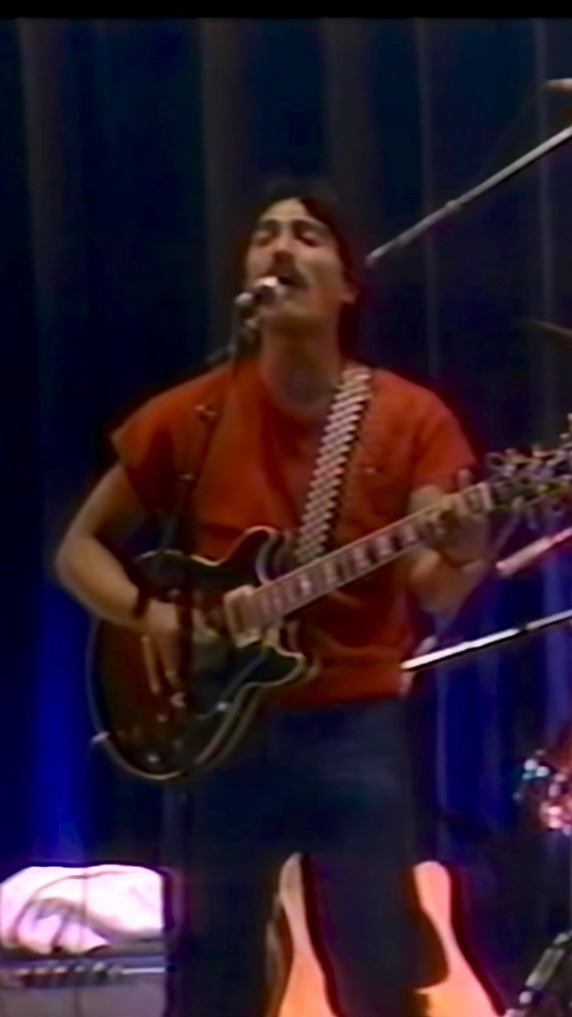 Throwback to Kalapana performing “The Hurt” at the Waikīkī Shell