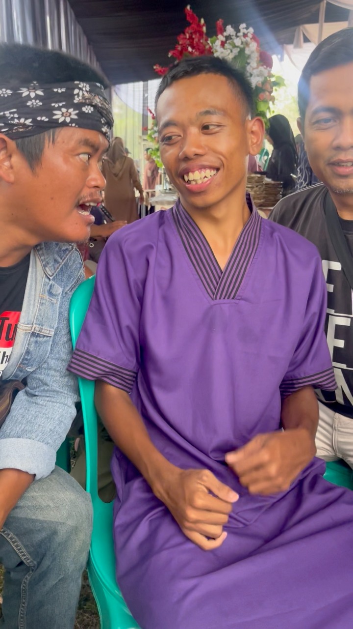 Masih perkara marebut ken awewe | Udin Core | Facebook