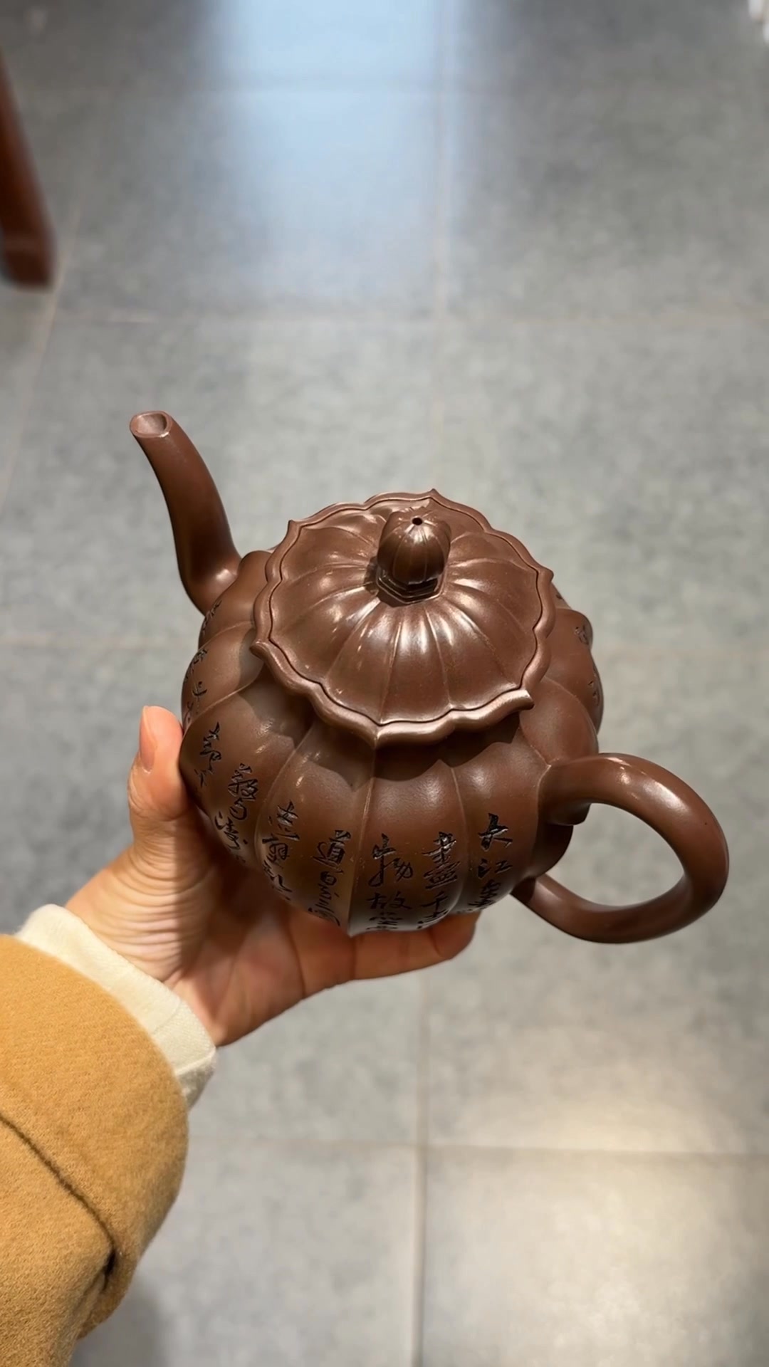 銀台醉客·全手工/正高工許學芳作品/容量480cc/一廠老紫泥此壺通體作