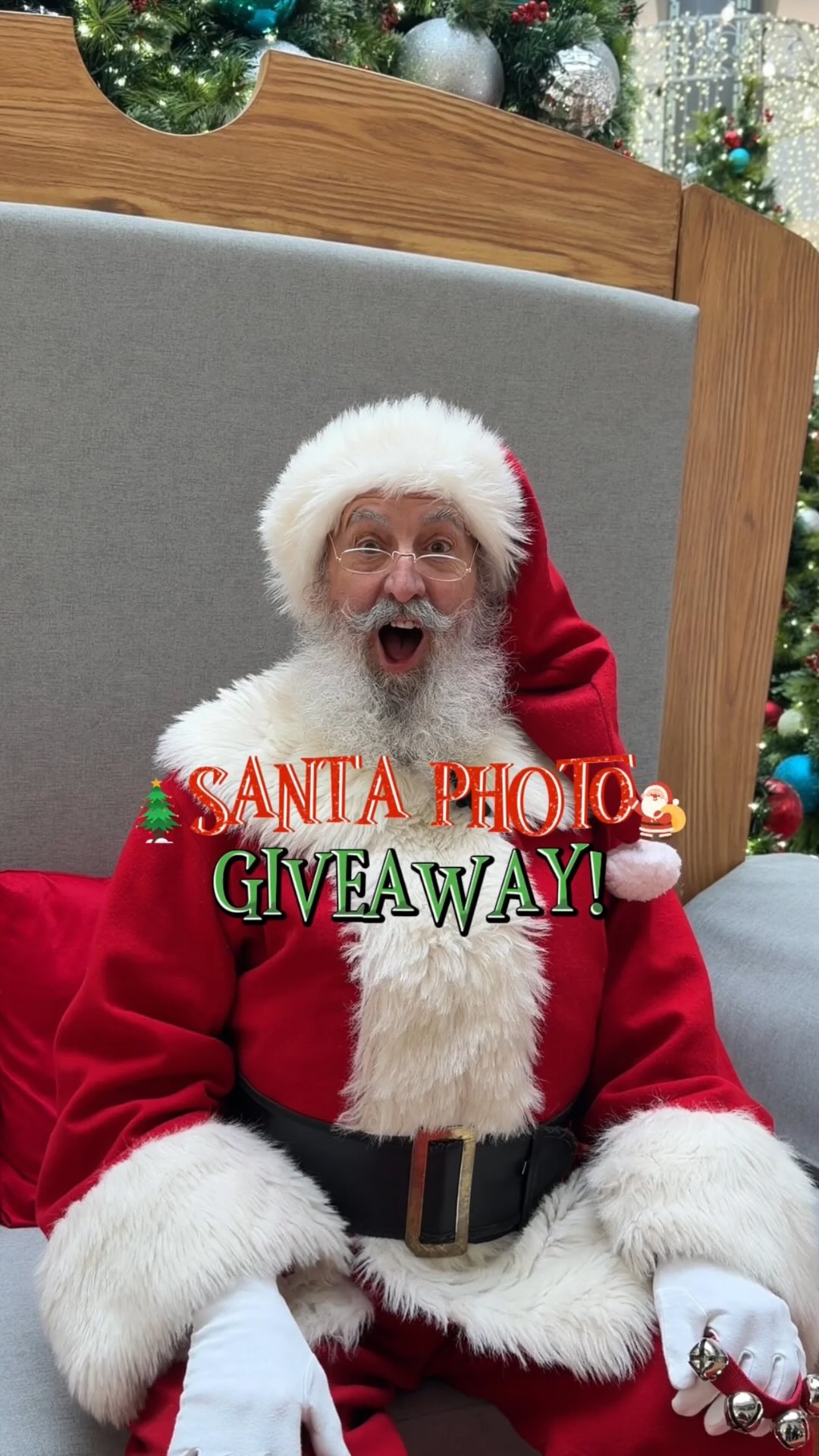🎅 Santa’s Photo Giveaway! 🎄 We’re giving away 3 FREE Santa Photo ...
