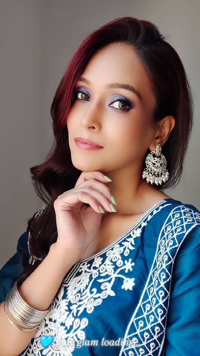 Blue Serving bold eyes, flawless glam, and confidence in every frame. 💙✨, A little shimmer, a little drama, and a whole lot of beauty., Which detail is your favorite? 👀, Eye Makeup Tutorial • Blue Eye 