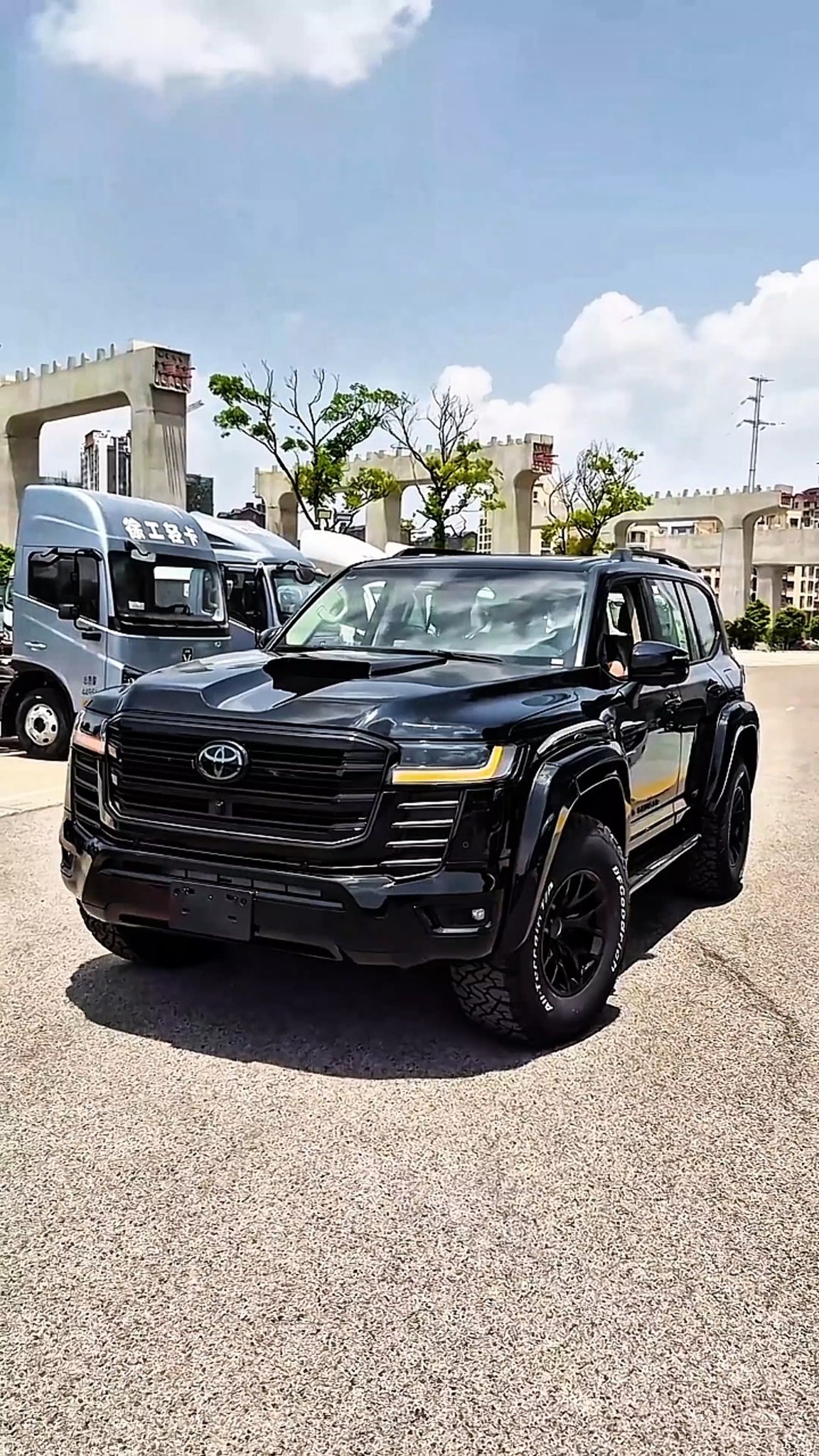 Toyota Land Cruiser Black Diamond out now! We customize and ship