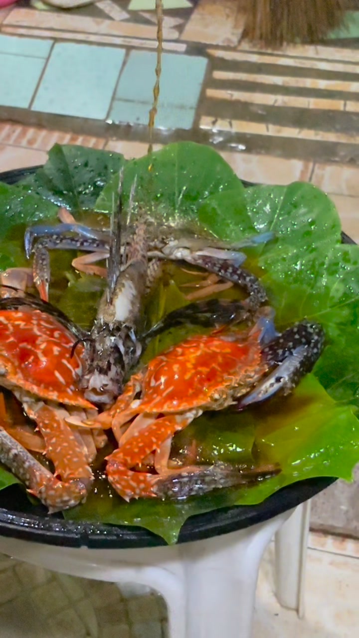 Fried crabs🦀🦀😱🤑 | Boss Ninong | Facebook