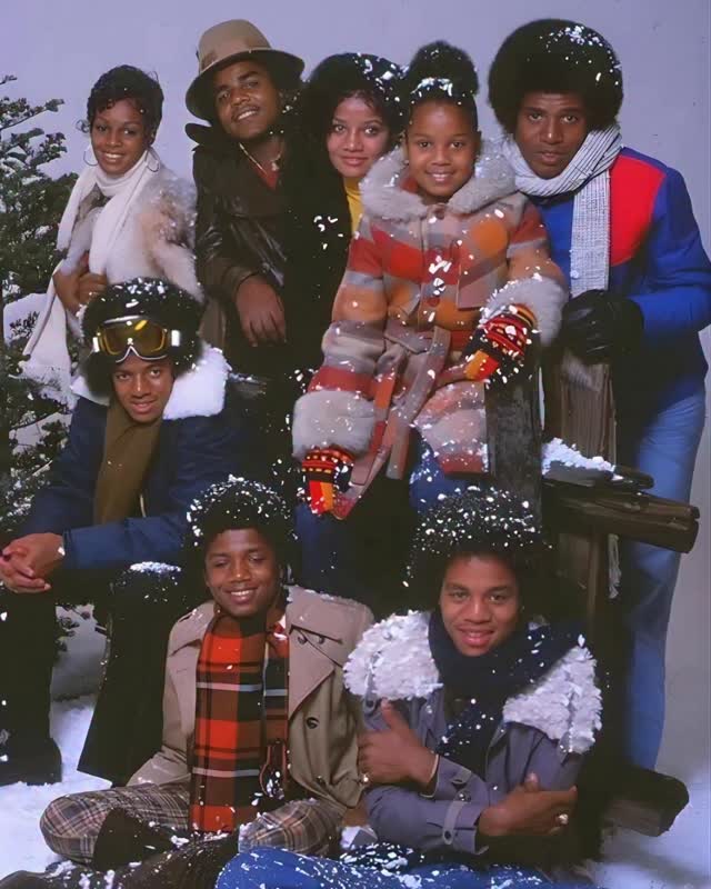 Merry Christmas from our family to yours 🎄✨ Wishing you love