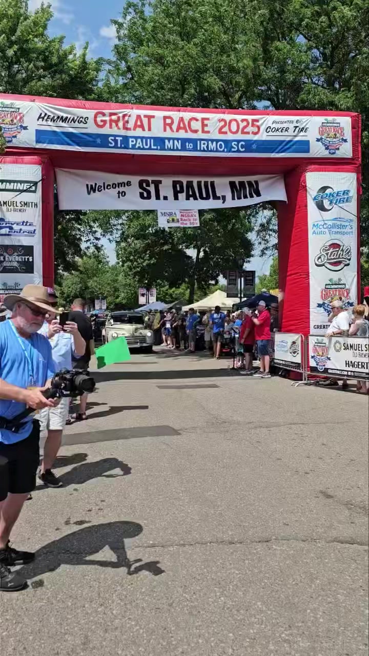 Car 103. Craig Floyd, driver and navigator Sam Barnett, leading the ...