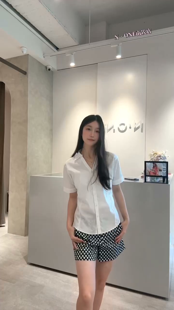 Modern Essentials｜現代經典🖤🤍 故事，從經典開始。 黑與白描繪俐落