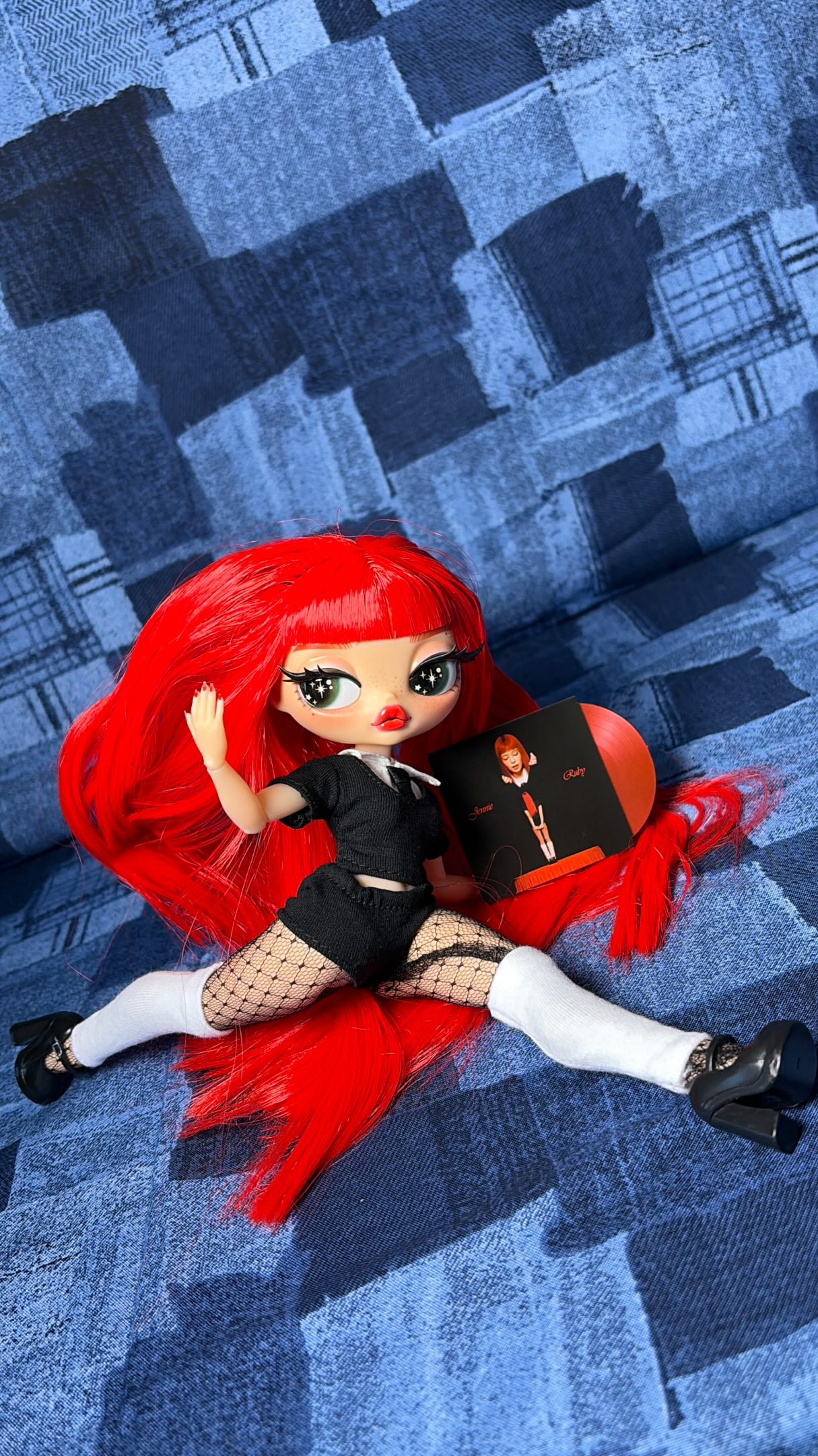SOLD OUT! 🎉 JAIDEE SUNNY PROTECTOR DOLL KEYCHAIN