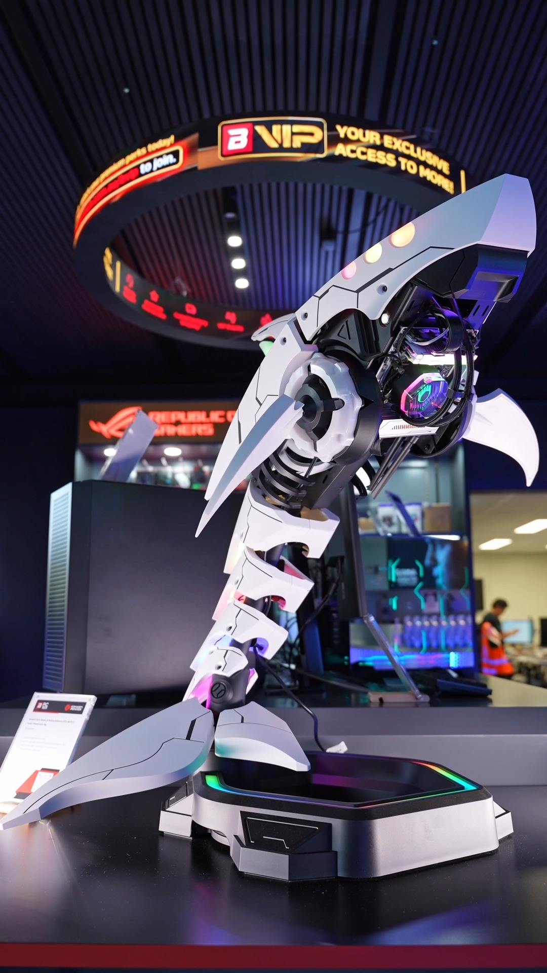 This Gaming PC is DANGEROUS-ly beautiful. 🦈 https://www.bpctech.com.au ...