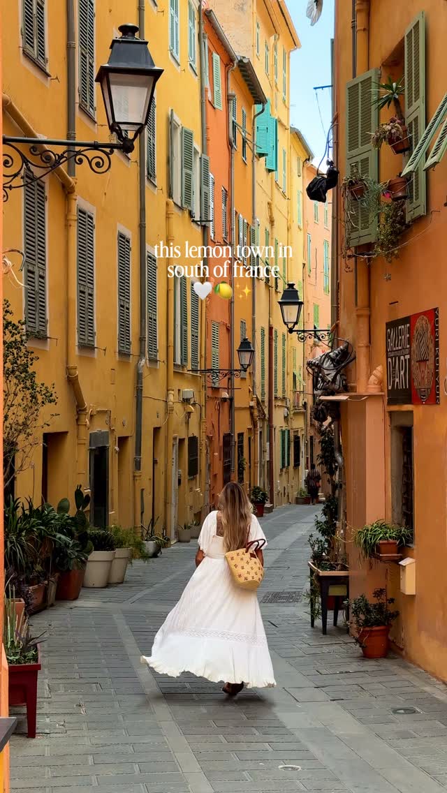 You can't miss this lemon town 🍋 📍 Menton, South Of France This