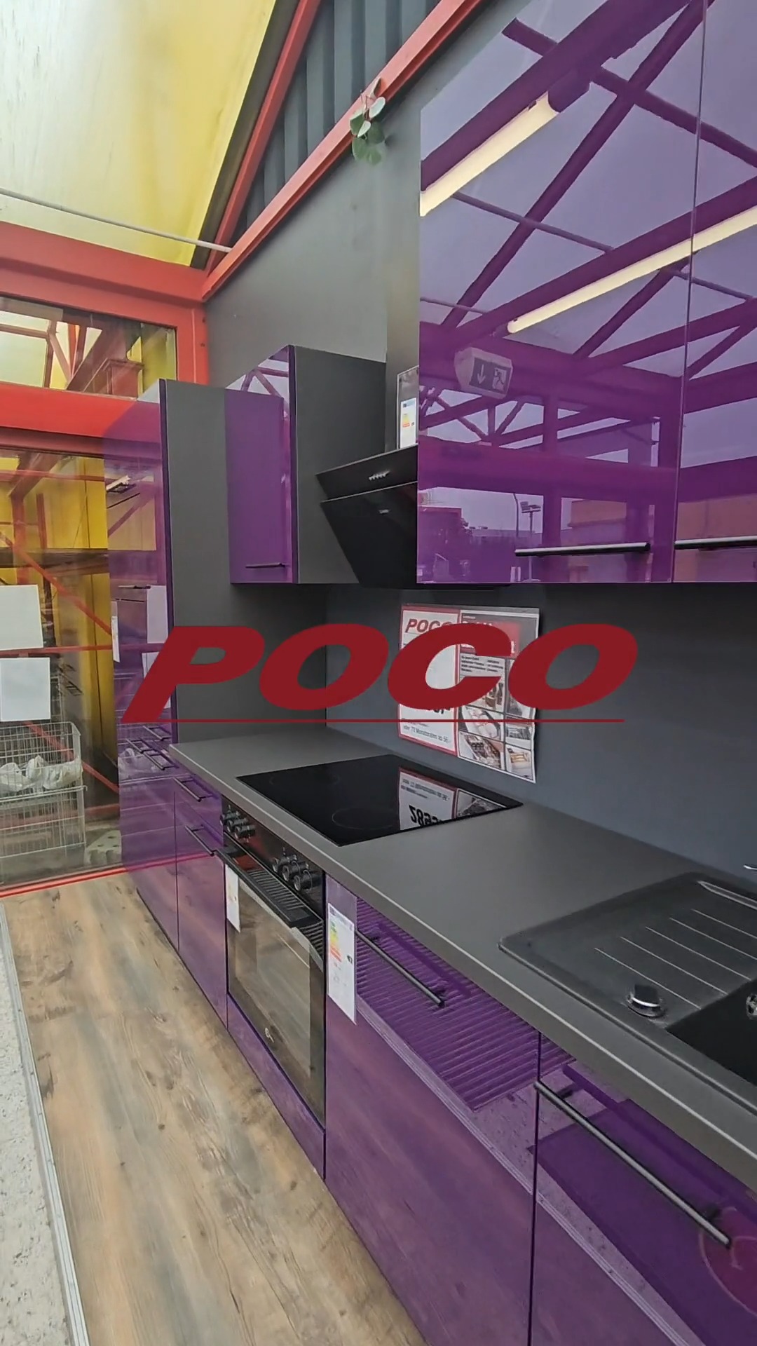 Dieser Küchenblock = Statement Piece! 💜🔥, Dunstabzugshaube Interplan Juno II 52260, Energieeffizienzklasse D, Einbauherd-Set mit Glaskeramikkochfeld Flavel FLS22061B, Energieeffizienzklasse A,