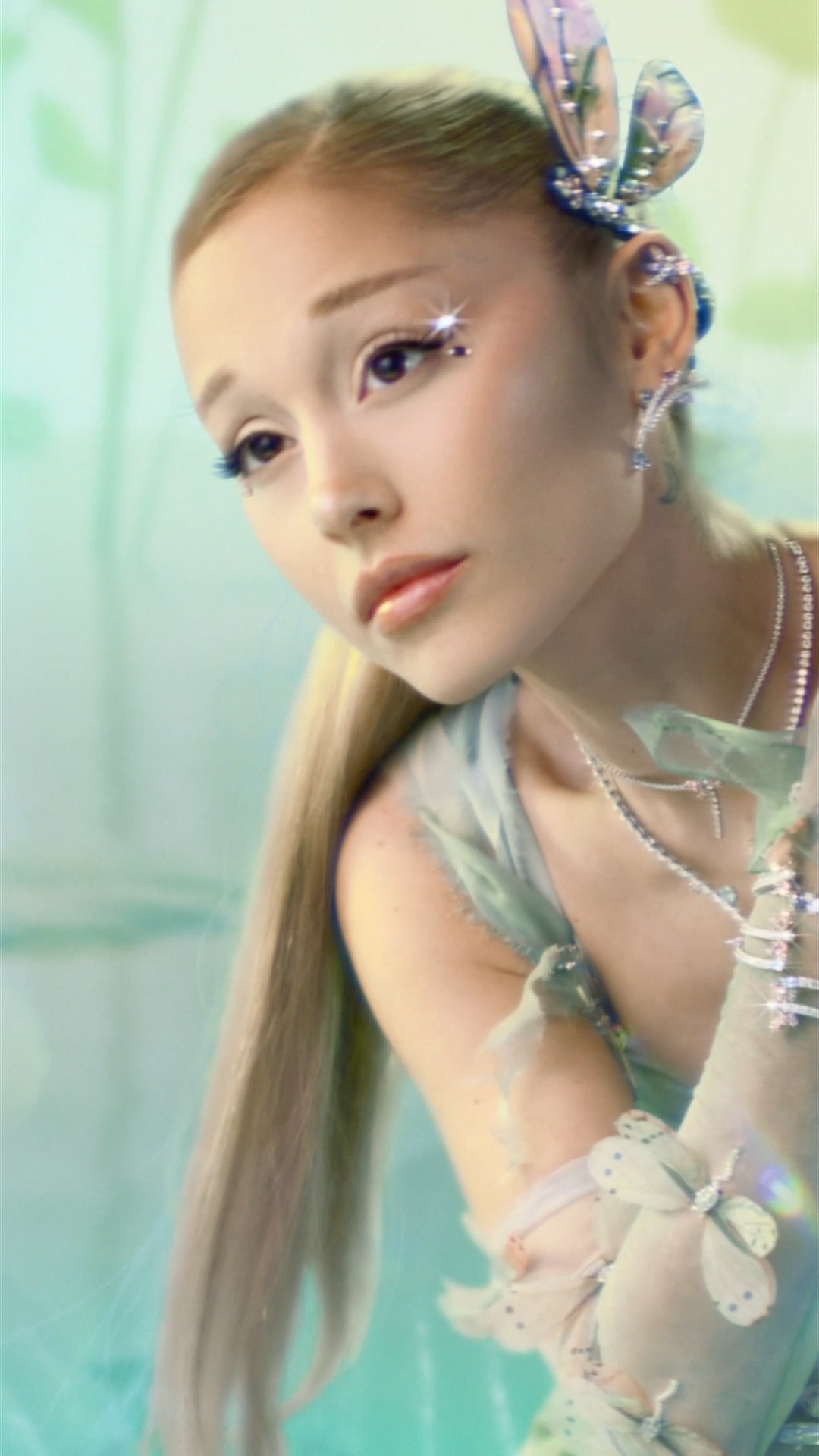 Visit our Harrods pop-up to discover the Ariana Grande x Swarovski