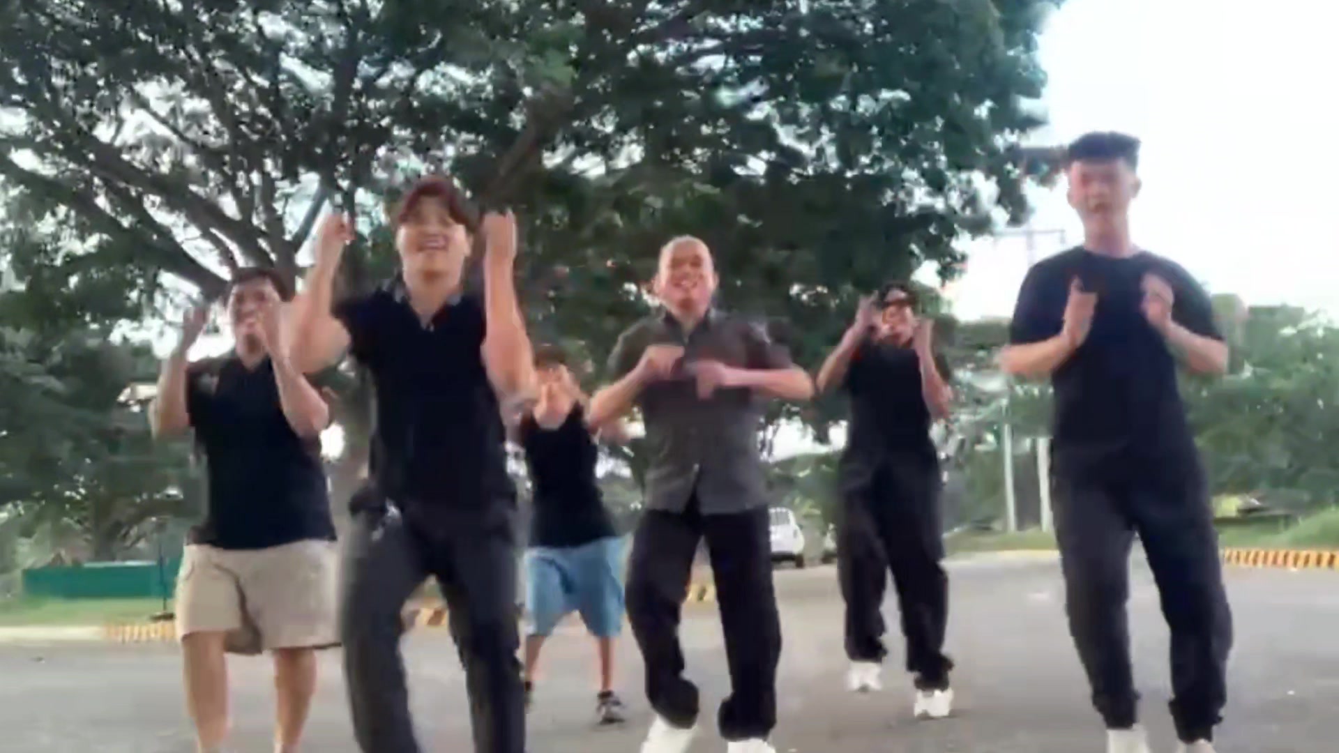 Mao bani tung dance trend nga bastos ang meaning? 😤 Unsa may labot namo ...
