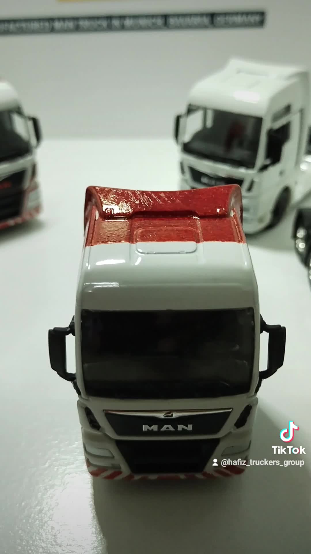MAN TGS 35.440 8x8 diecast model by Siku