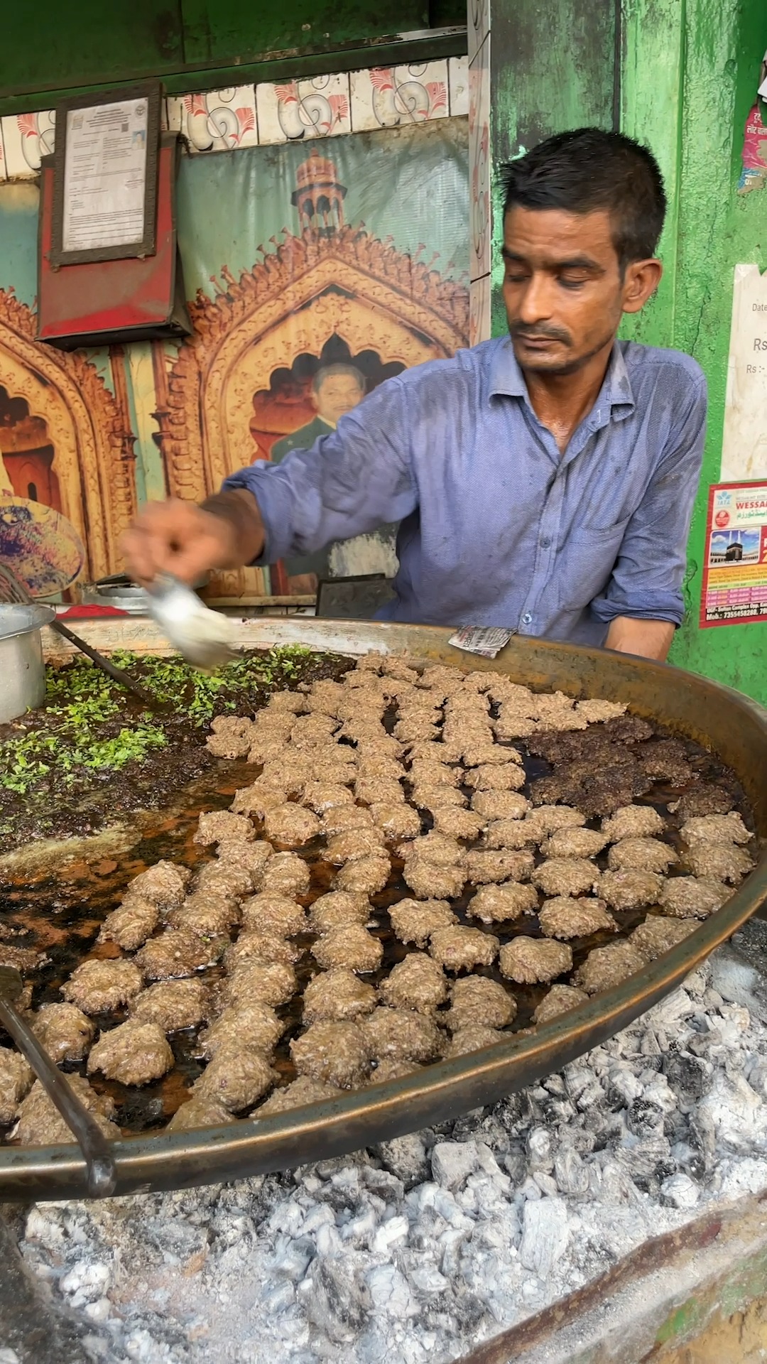 Lucknow's Red Sheermal Kebab is so Popular | Thefoodiebae | Facebook