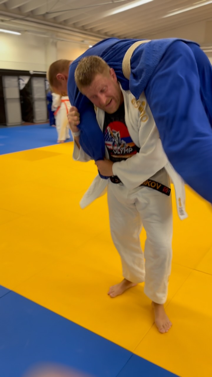 our-standard-training-session-warm-up-ground-fighting-uchikomi