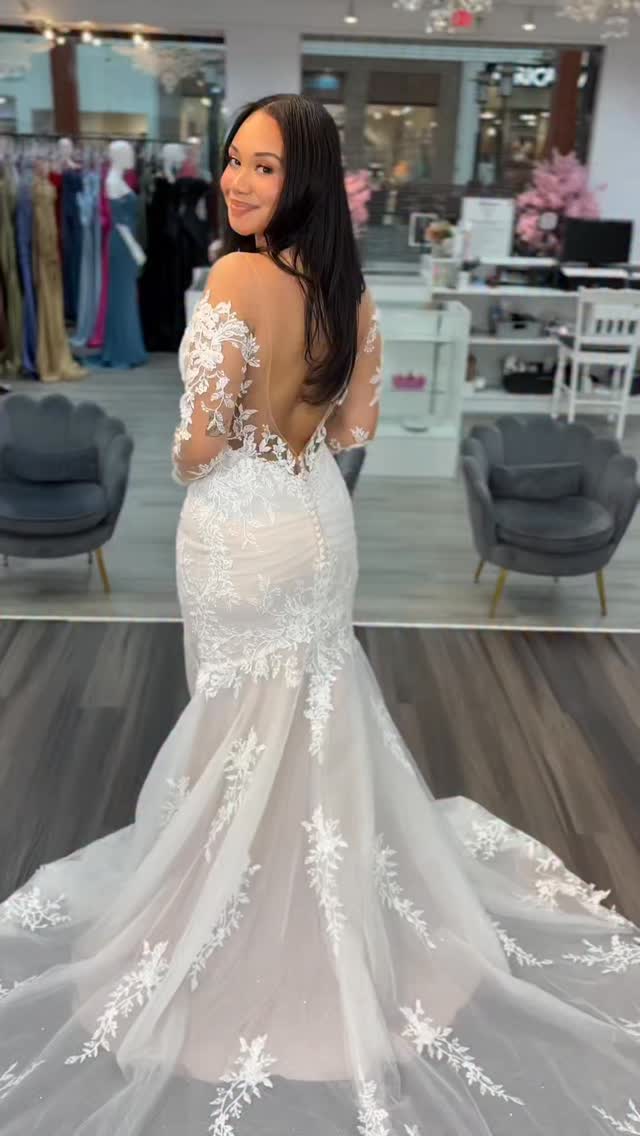 Be an iconic bride✨, Book your bridal suite appointment today! , CinderellasDresses.com, ✨The Mall of Georgia in Buford, GA , ✨The Florida Mall in Orlando, FL , #weddingdress #bridetobe #bride #fyp 