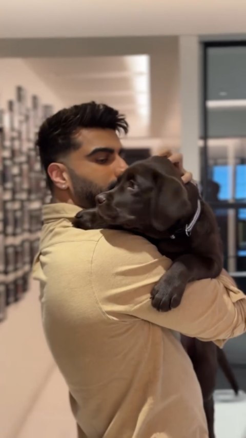 Meet Arjun Kapoor's New Paw-Friend Rafa Kapoor ️🐾 Arjun Kapoor ...