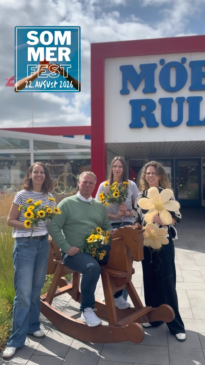 ☀️ Wir haben die Sonne eingefangen – und geben sie bis zum Sommerfest nicht mehr her! 😍, Der 22.08. rückt immer näher und bei uns im Team von Möbel Rulfs steigt die Vorfreude jeden Tag ein bisschen