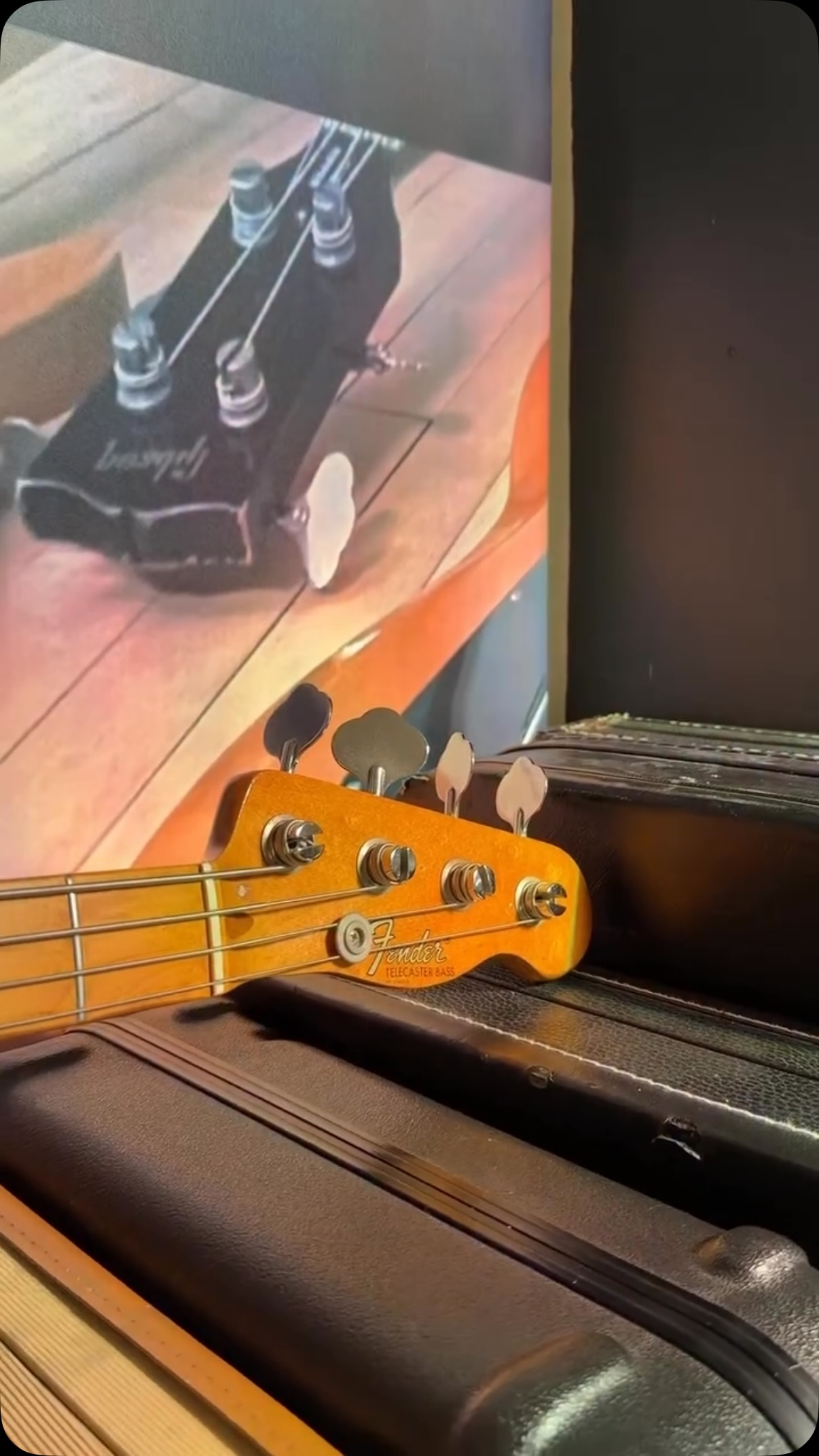 vintagebassroom I'm a little bit smitten with this 1968 Telecaster