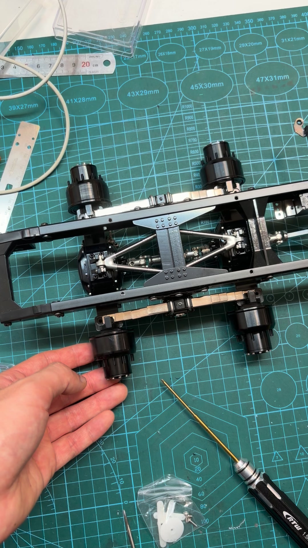 新製品‼️ 1/14 RC デコトラ マニ割りユニット