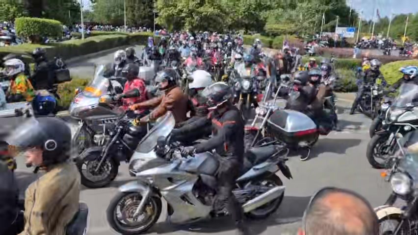 DAVE DAY RIDE 2025 ….and they’re off again!! Riders departing the NMM ...