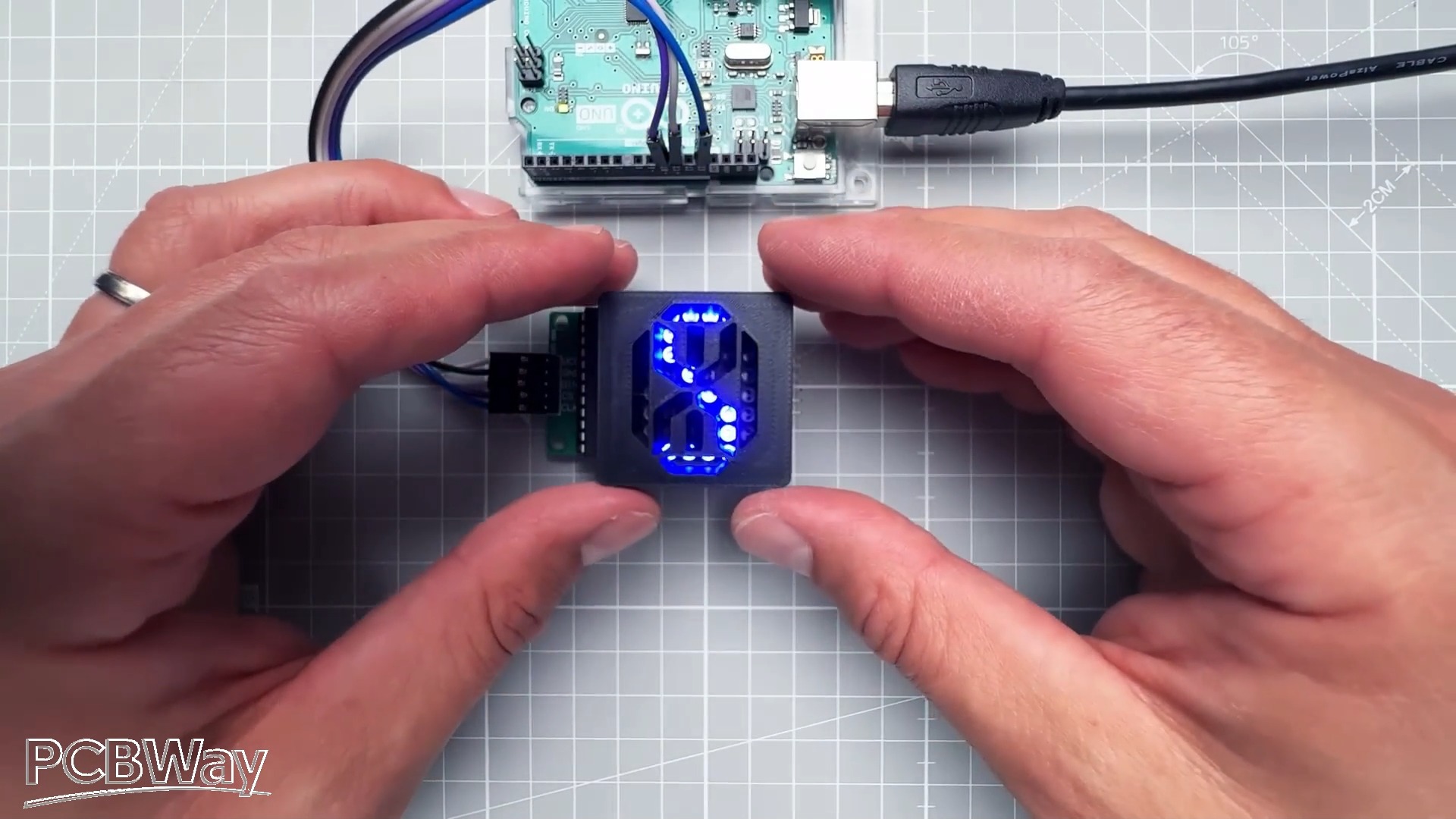 😎Segmented display from Teenage Engineering #EP–133 K.O. II sampler ...
