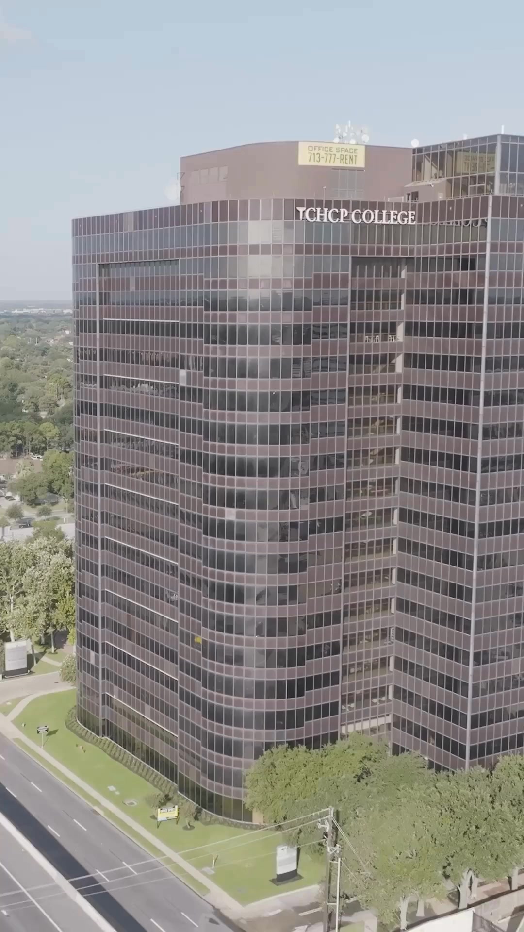 Take a tour of CHCP Houston Southwest! From our modern classrooms and  hands-on labs to the supportive staff ready to guide you, our campus is  designed to help students succeed. Whether you’re training ...