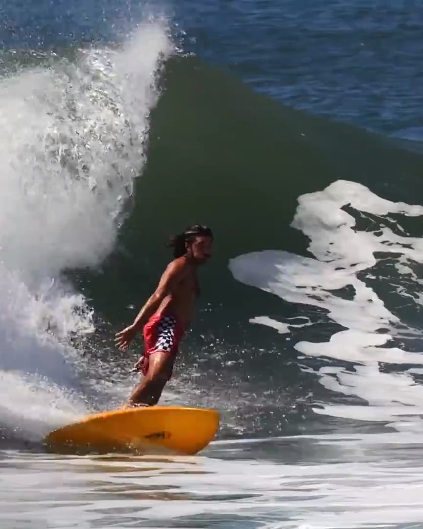 Andy Nieblas surfing in North Shore and Bali by Quiksilver Full