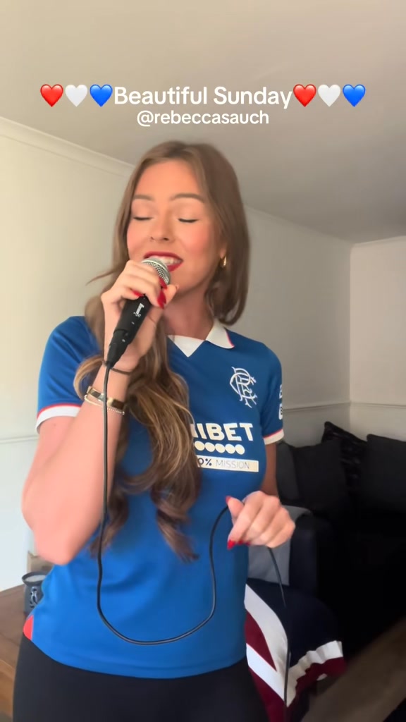 ️🤍💙BEAUTIFUL SUNDAY ️🤍💙 I think we can all agree yesterday was a ...