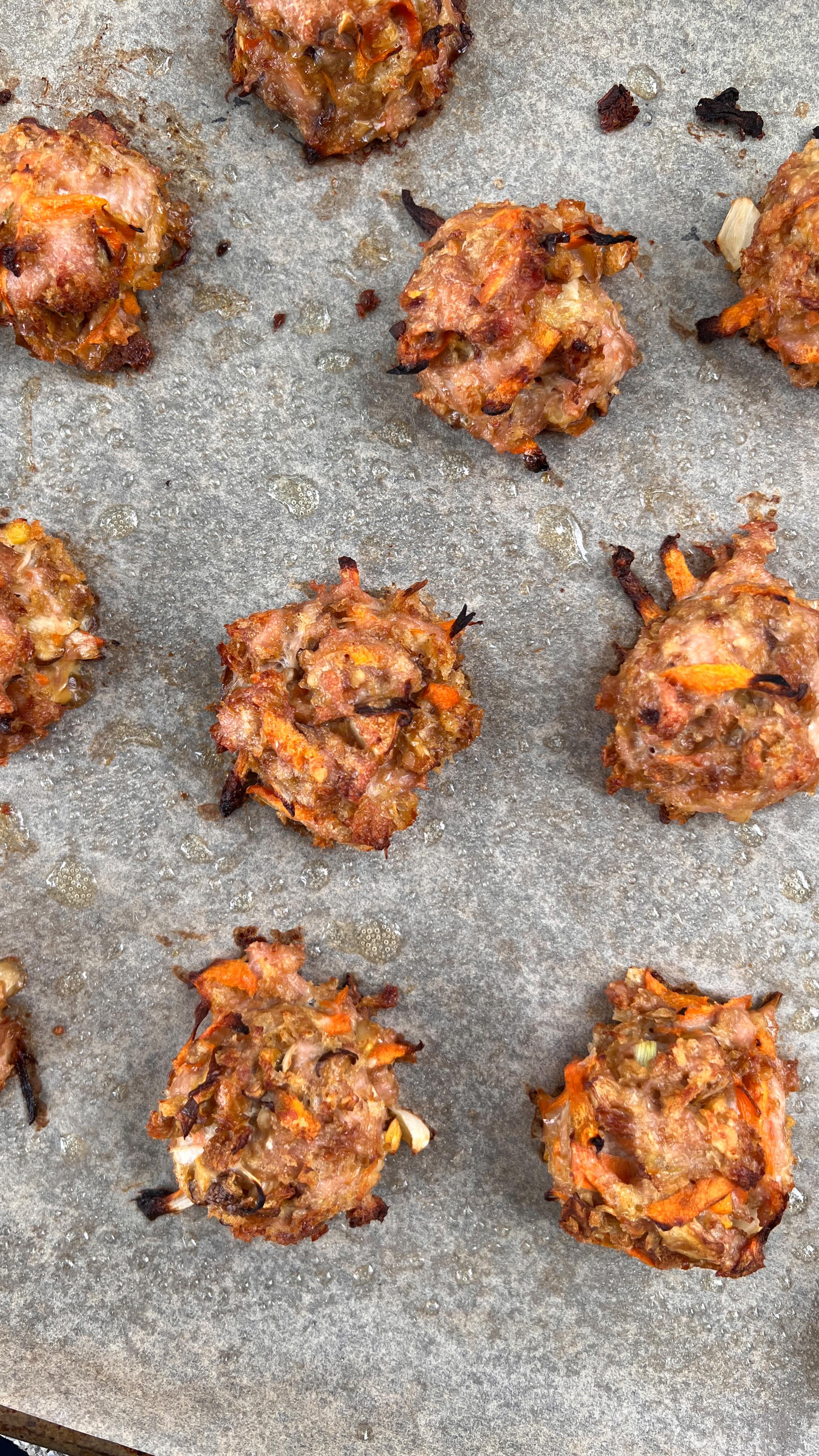 Elizabeth Ries - 😋 Garlic & Ginger Chicken Meatballs 😋... | Facebook