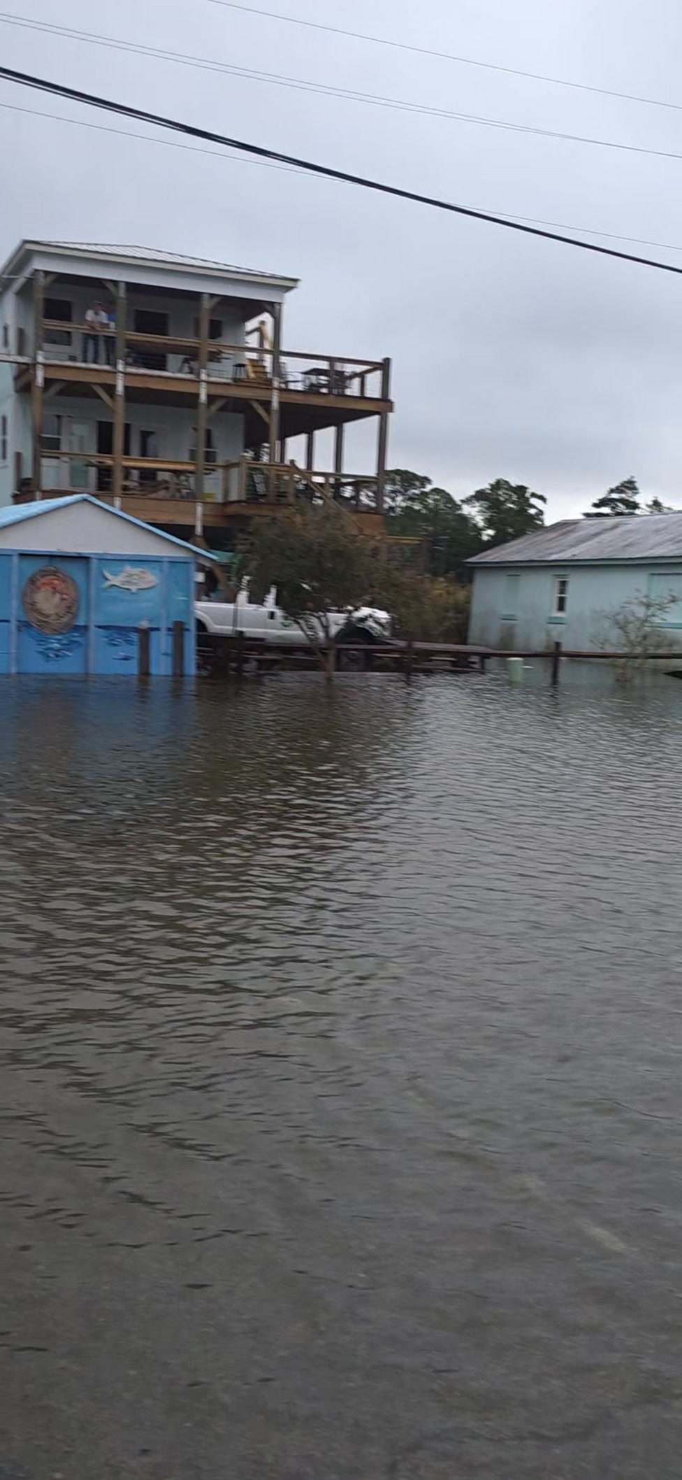 Coastal flooding in Oriental from Scuba Steve. Levels are at minor ...