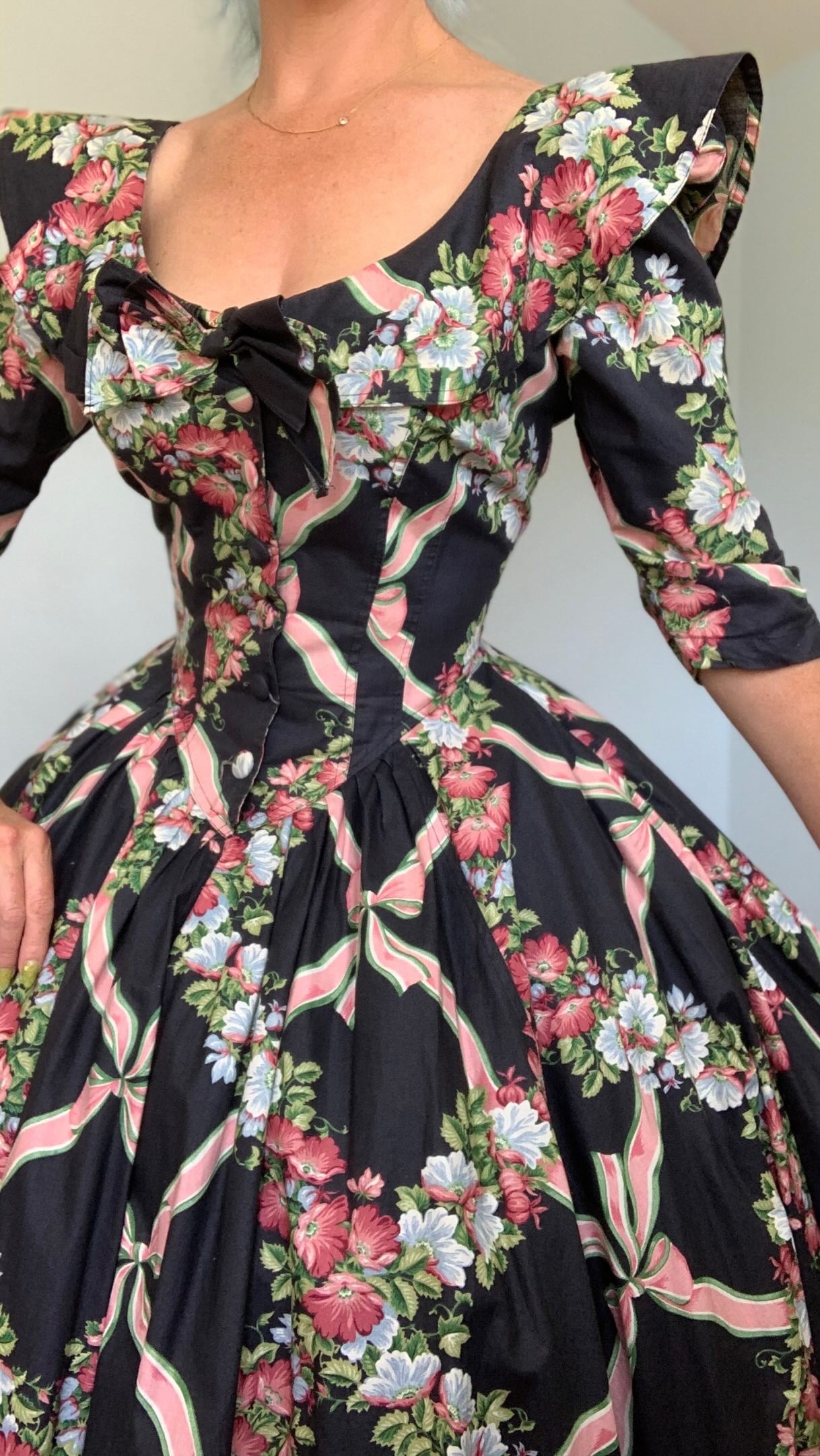 UP FOR GRABS exclusively on IG! Rare “Karen Alexander” alert!! Not only is this one of my absolute favorite patterns of hers, it is an extremely rare size, fitting up to a 42 inch bust, up to a 32 