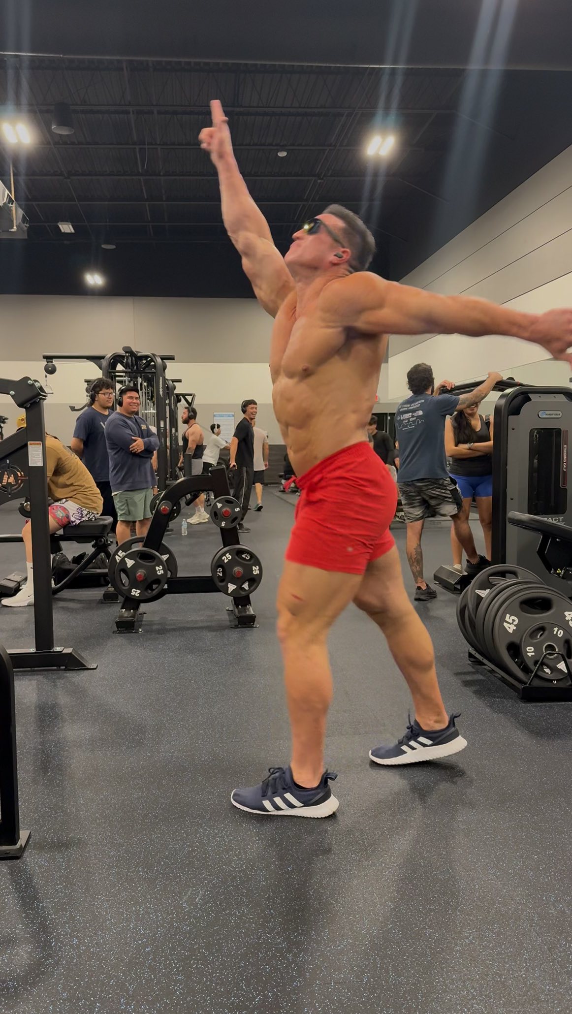 The MUSCLESHUFFLE is a celebration of the death of my old man!💯💪🏼🥳🕺🏼⚡️ ...