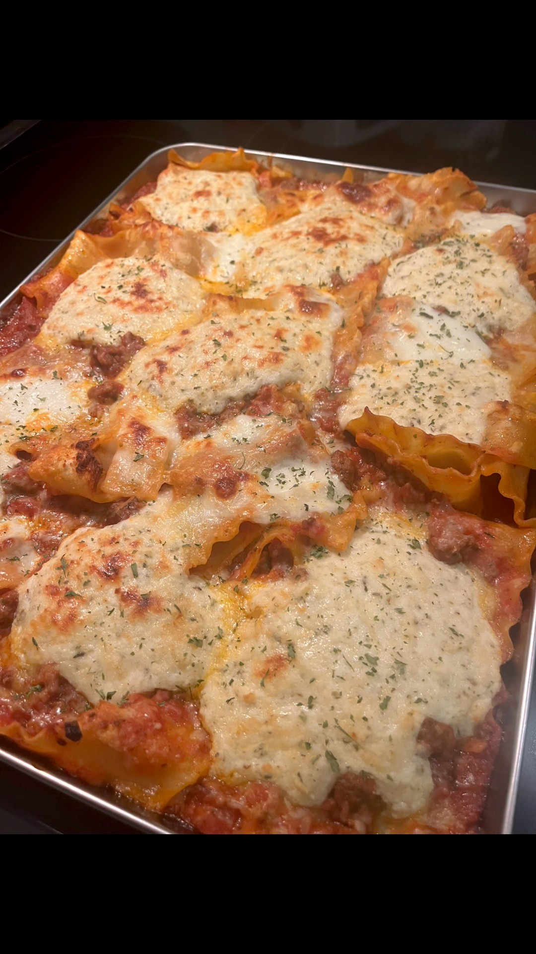 Sheet Pan Lasagna🩷 1lb ground beef or meat of your choice 1 large jar ...