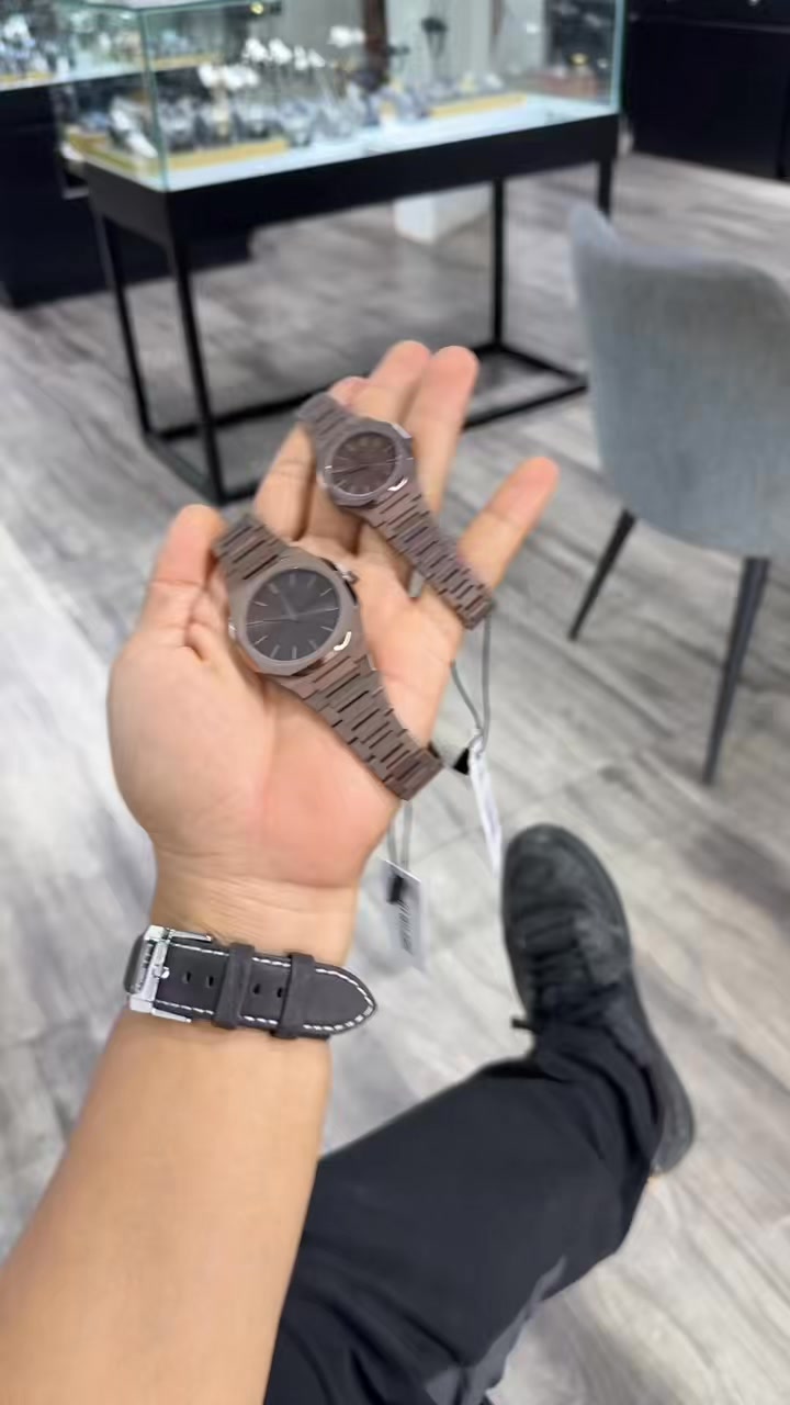 The chocolate lovers, D1 Milano. #TheWATCH | The WATCH