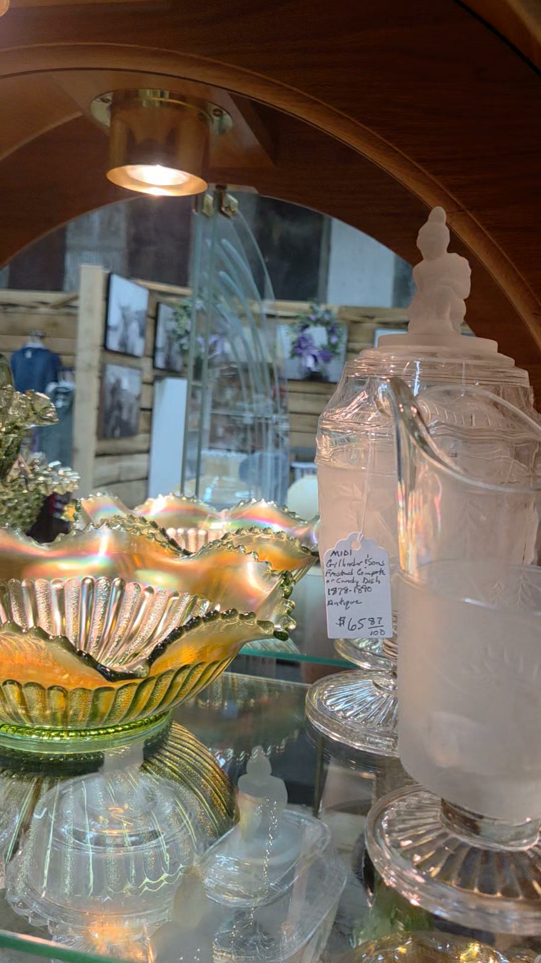 Early 1800s pest control 🪰 This handblown glass fly trap, found
