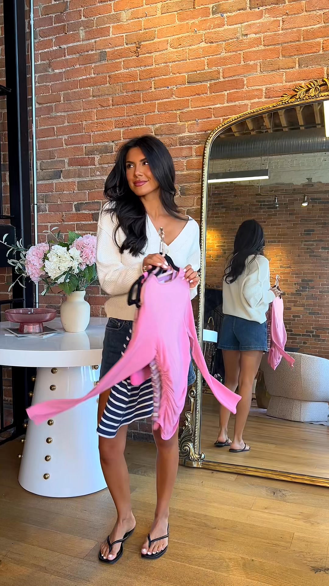 The cutest outfit that requires no thinking. 😍 Pink Lily makes