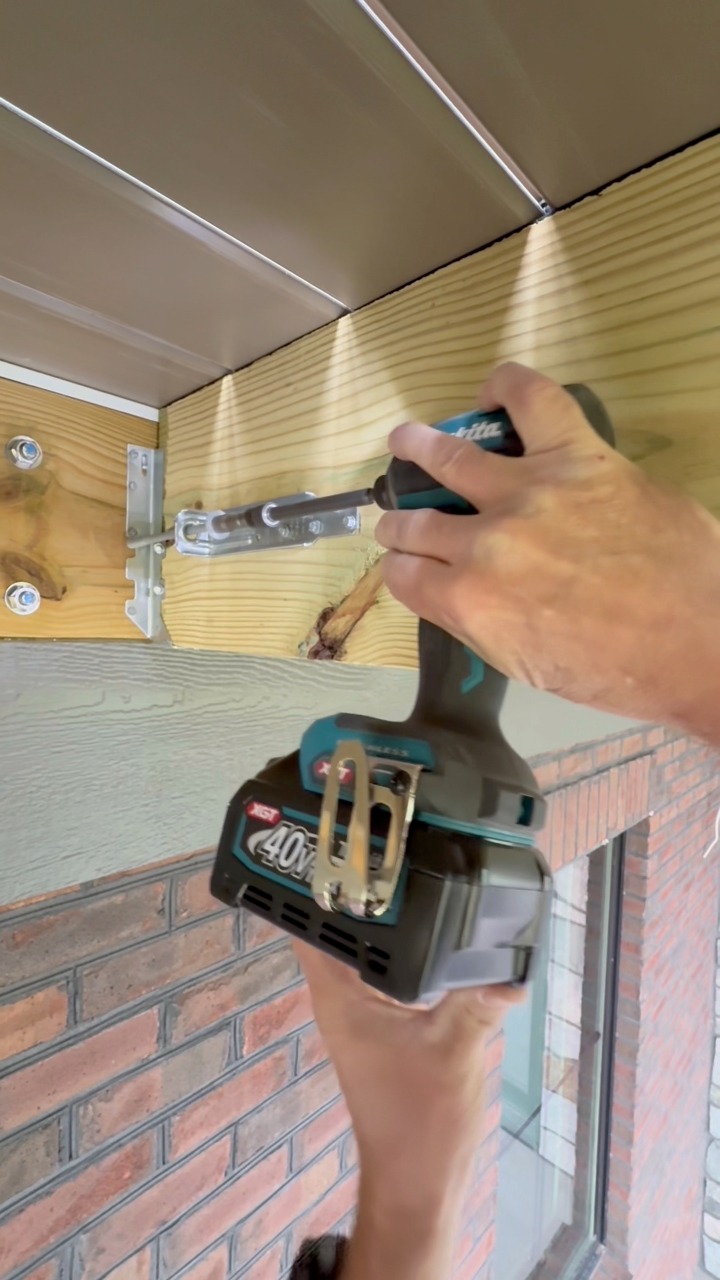 I Used $200 of Metal Connectors to Make a Super Strong Deck #build # ...