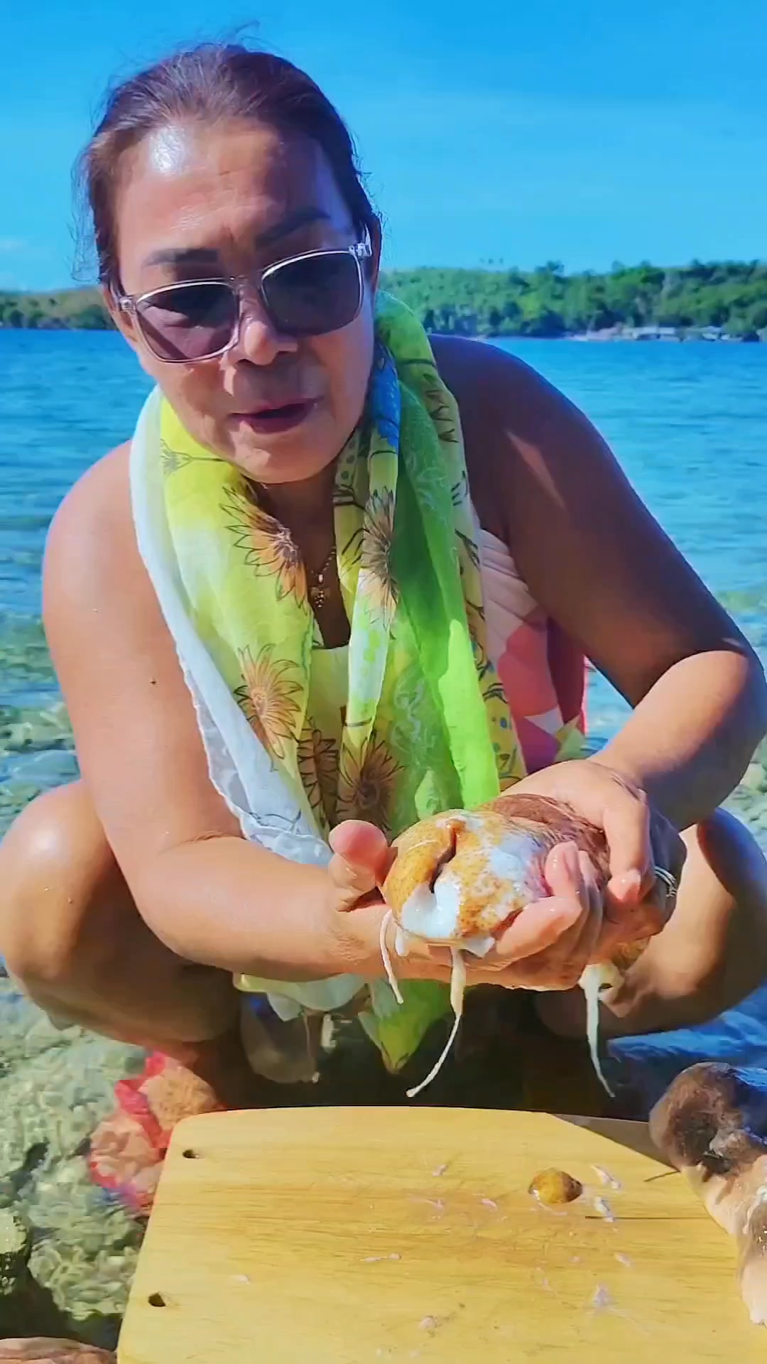 SEA CUCUMBER WITH SHELL🥒🐚🐚 | Marife Espinosa Velasco | Facebook