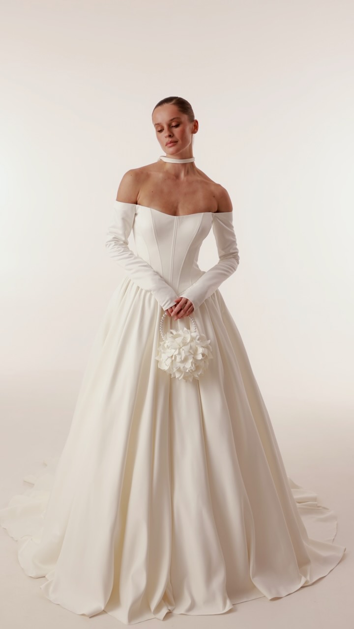 ivory and co wedding dresses malta Timeless Elegance 🩷🩷 | & Co. (Malta) esgotado-total