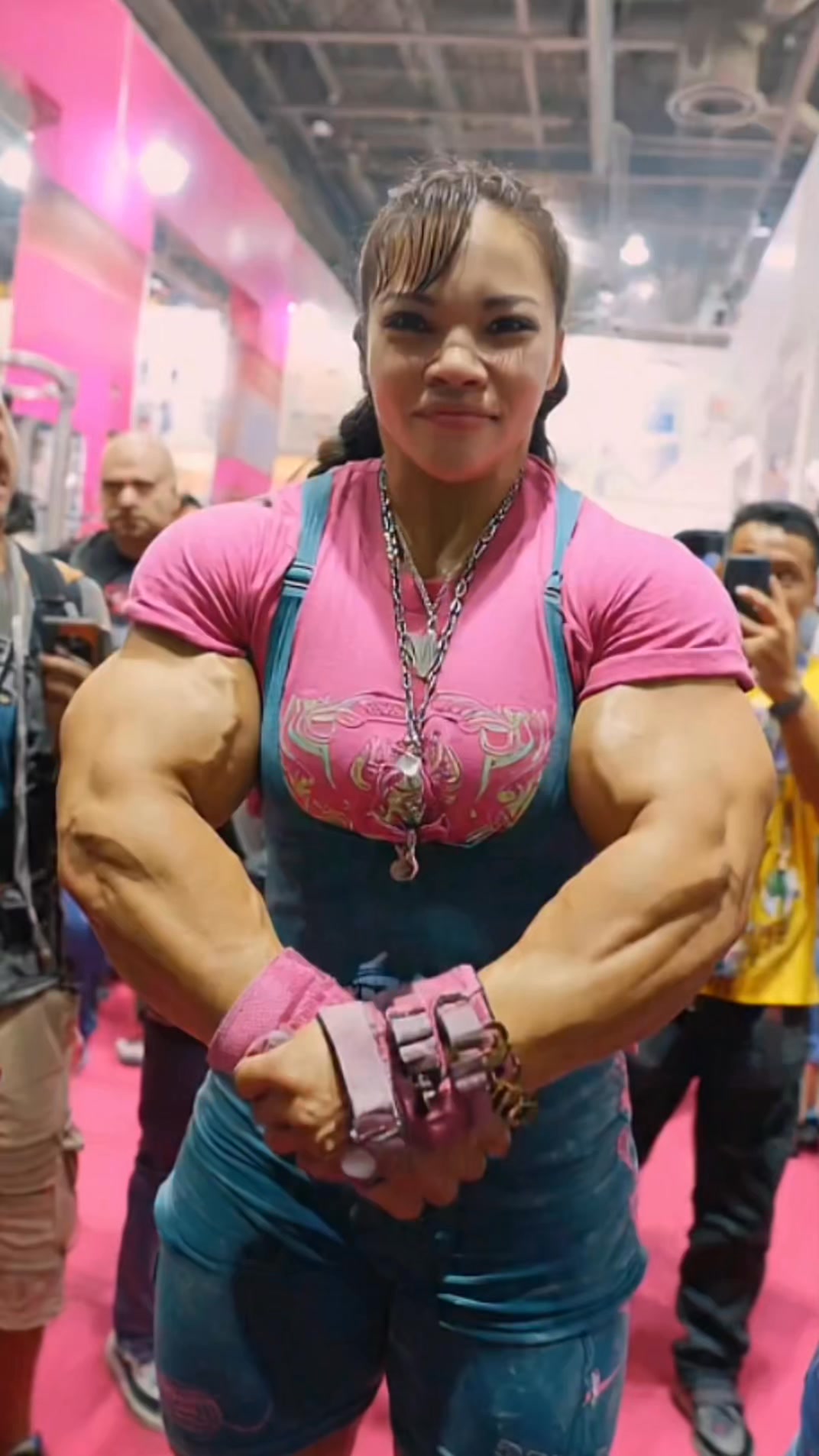 Top Most powerful female bodybuilder Americans #femalebodybuilder # ...