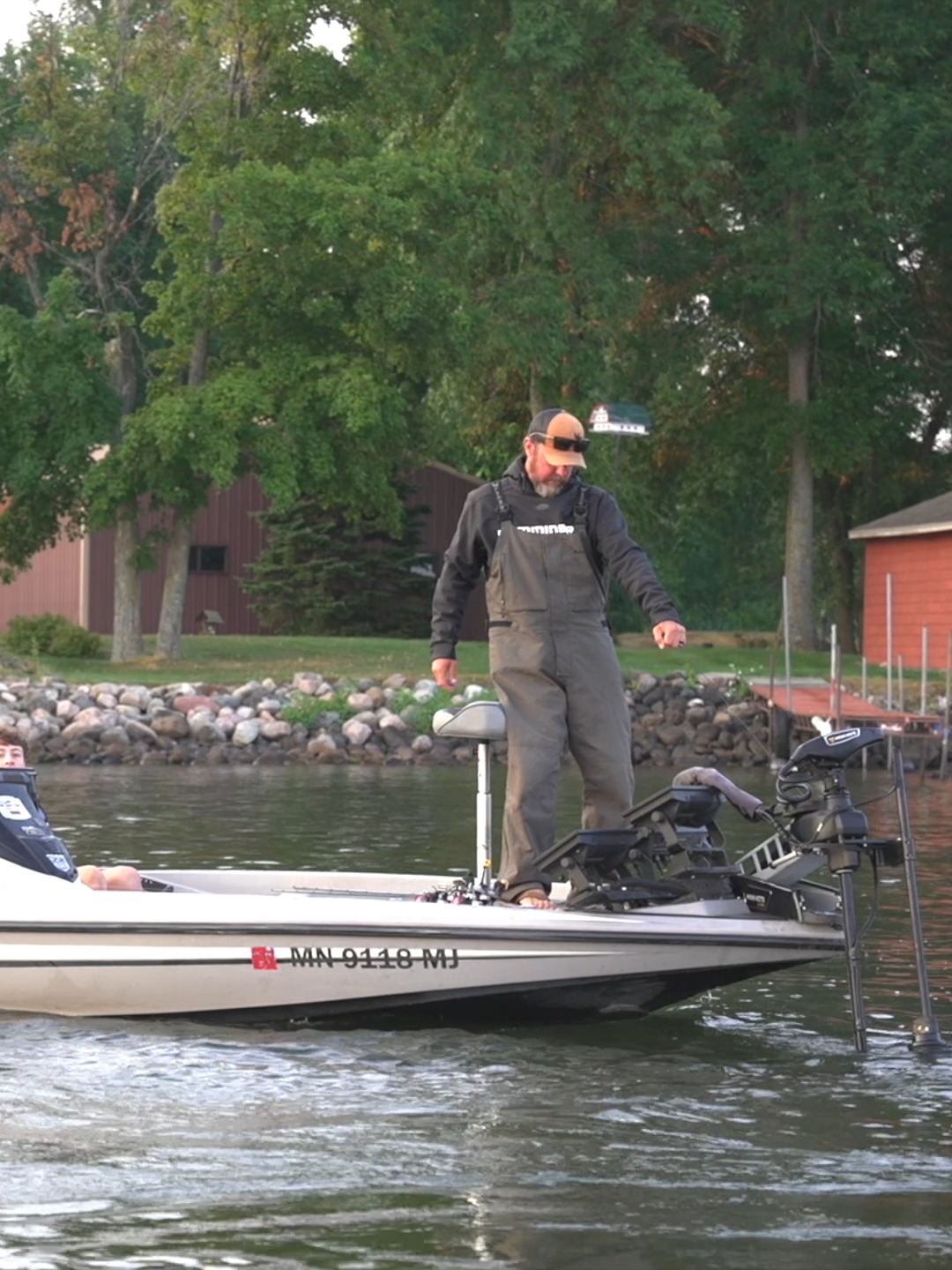 バブリー^_^ ✓ RUNAWAY 👨‍🦽‍➡️ The Champoins Tour on Lake Mille Lacs