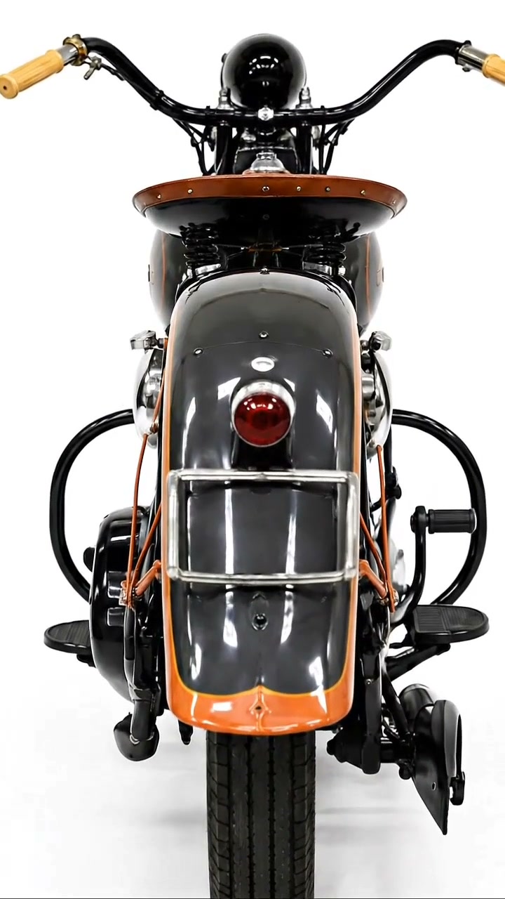 Restored, iconic, and unmistakably Harley 🏍️ This 1938