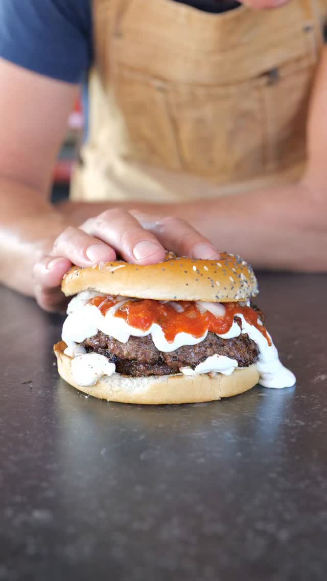 How to make a marshmallow fluff screamer burger
